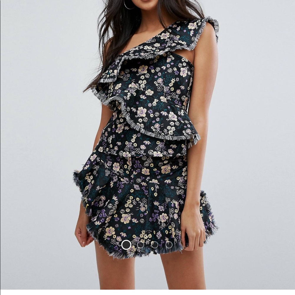 MISGUIDED Jacquard Top